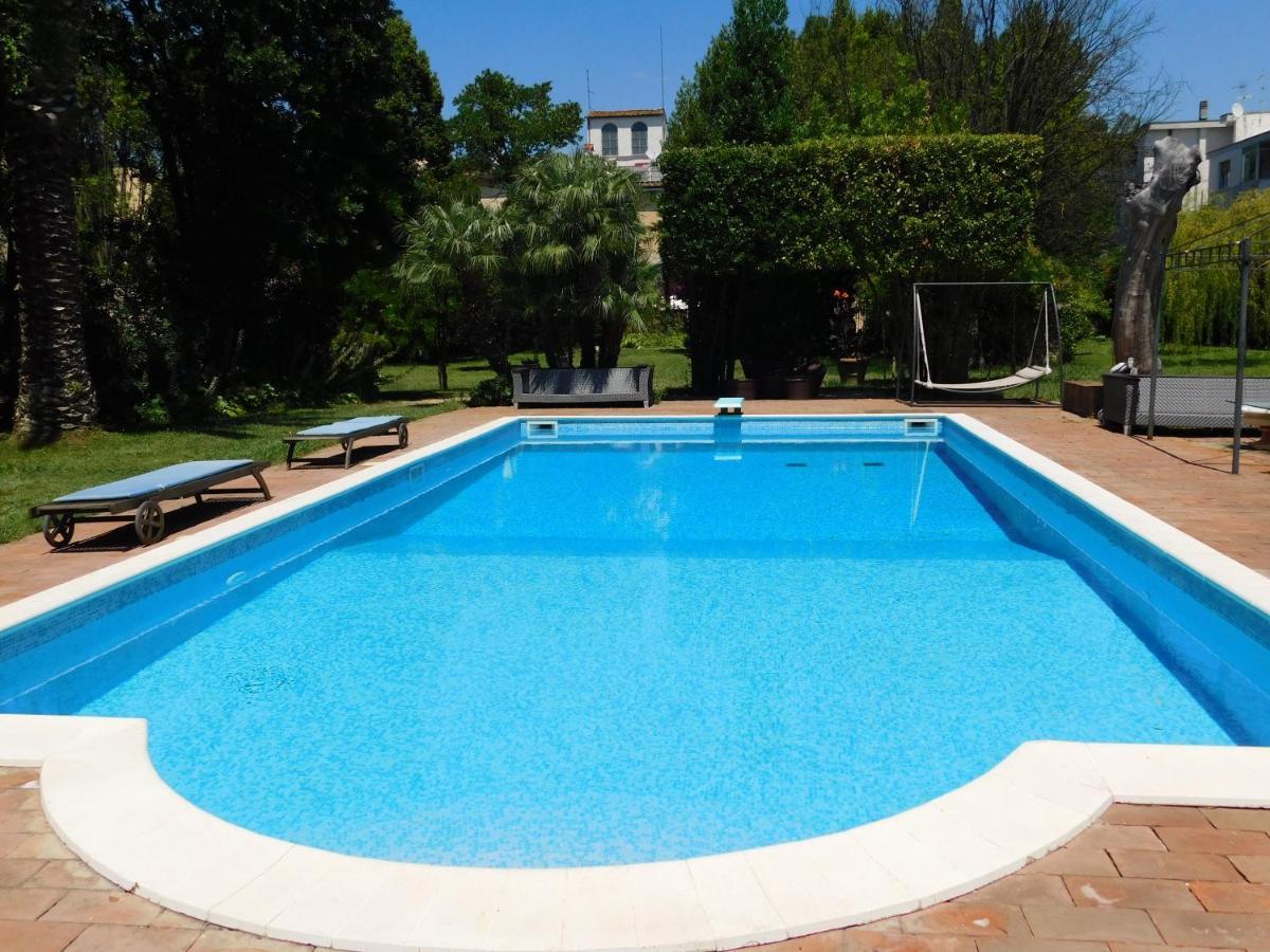 Appartamento Con Piscina Immersa Nel Verde Cascina Exterior photo