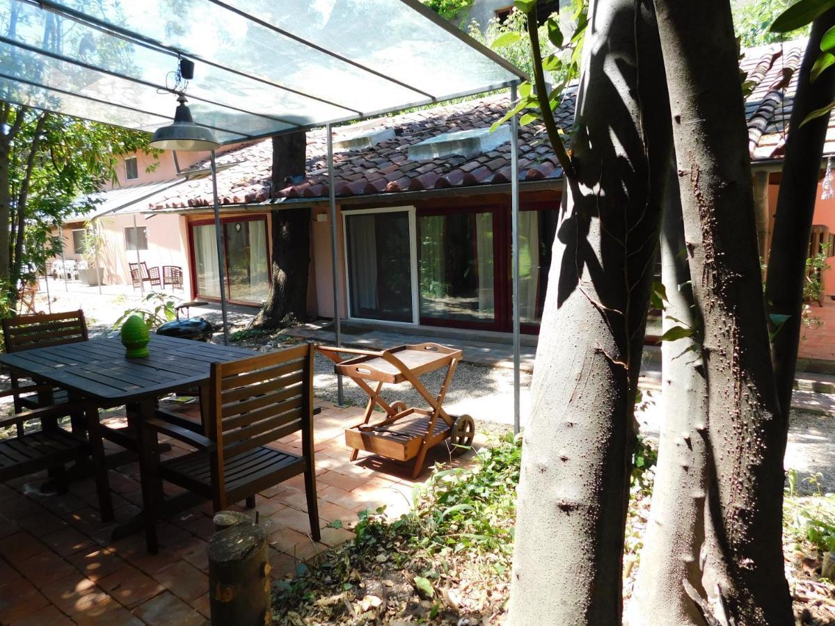 Appartamento Con Piscina Immersa Nel Verde Cascina Exterior photo